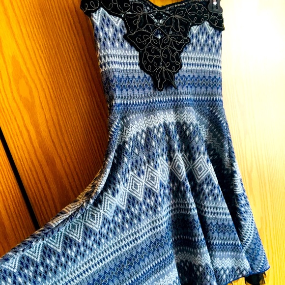 Free People Women’s Blue Strapless Chevron Knit Bandeau Fit & Flare Mini Dress - Picture 4 of 9
